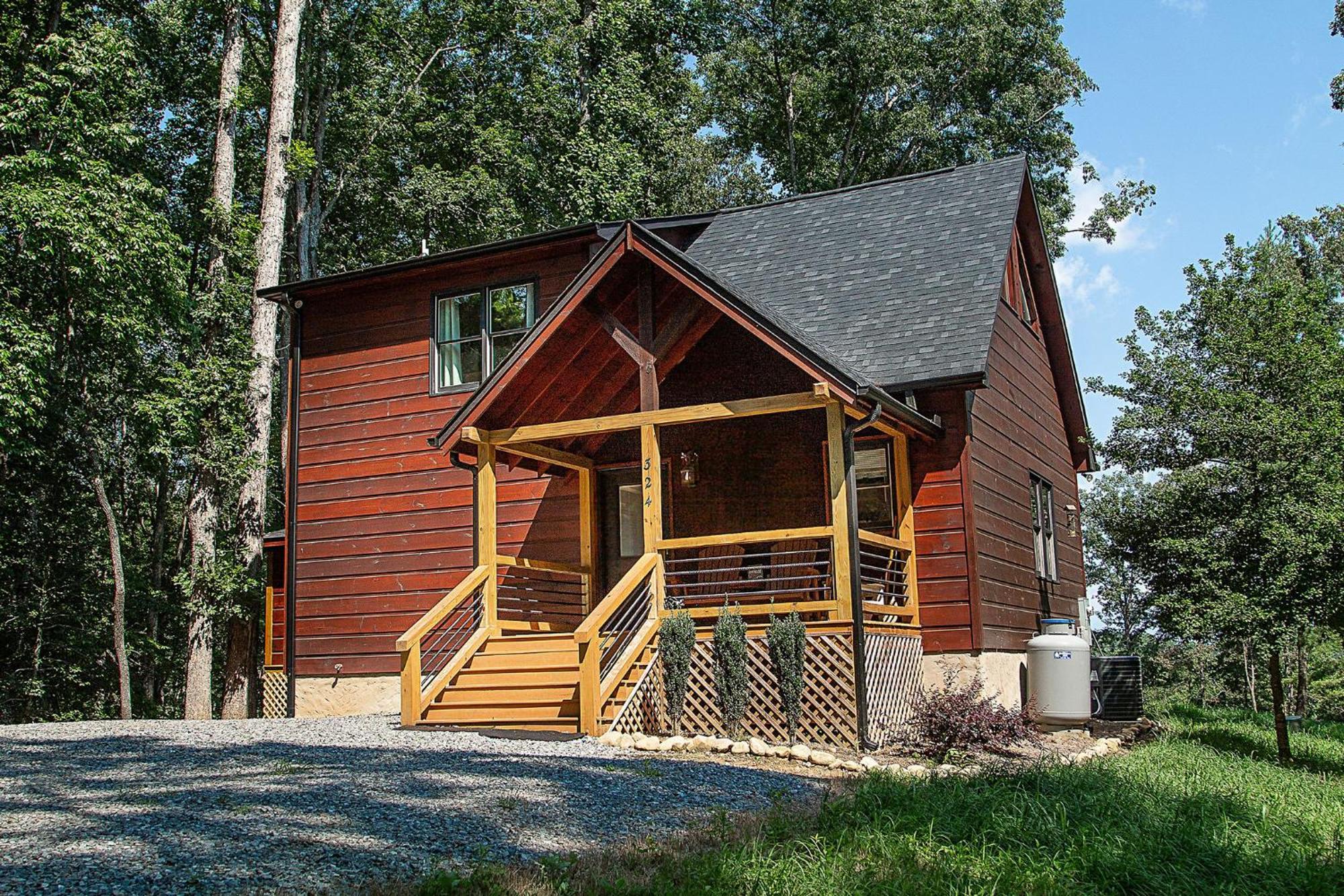 Adore The Smores Rustic Mountain Charm Outdoor Spaces And A Cozy Hot Tub ブルーリッジ山脈 エクステリア 写真