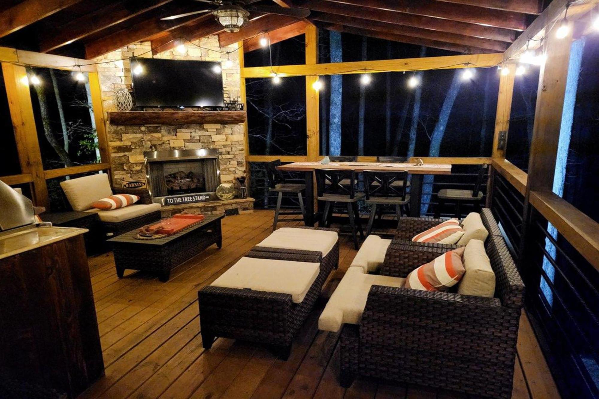 Adore The Smores Rustic Mountain Charm Outdoor Spaces And A Cozy Hot Tub ブルーリッジ山脈 エクステリア 写真